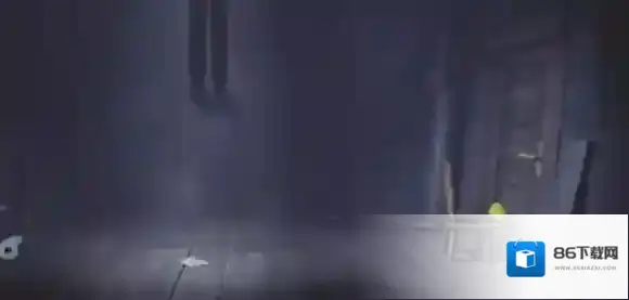小小梦魇爬上
